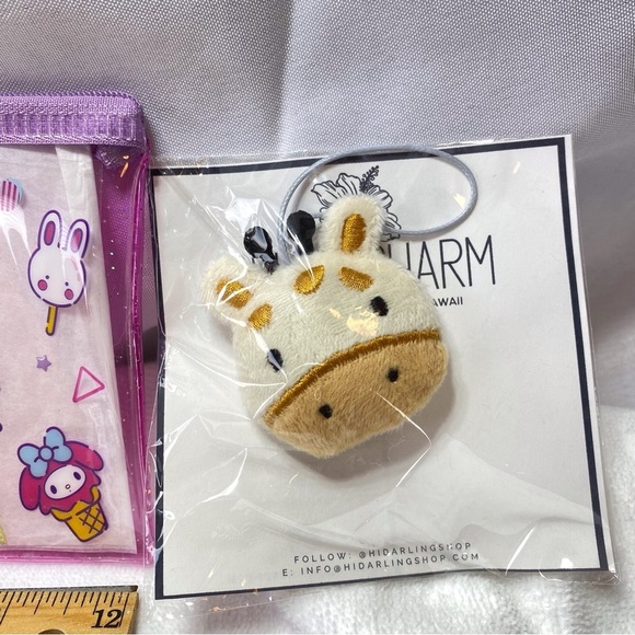 6 for $20♥️ BNWT Hello Kitty Sanrio pink pencil case bundle - Picture 2 of 7